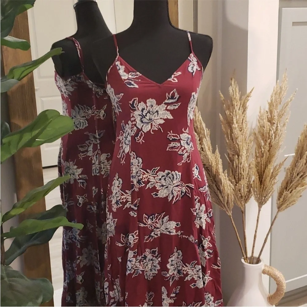 Abercrombie & Fitch Long Maxi Floral Dress Dark Red Wine Burgundy Small